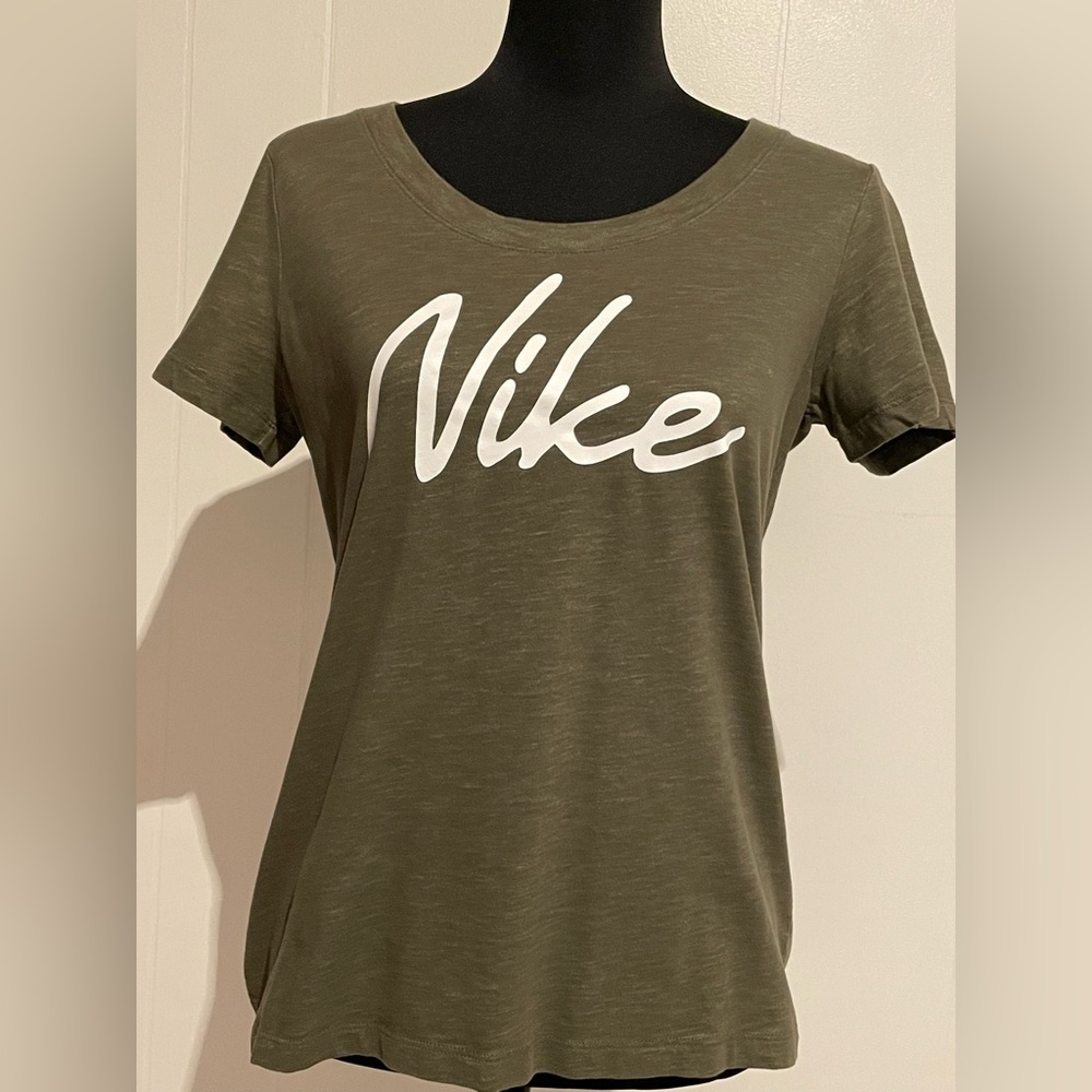 Nike Women's Short Sleeve Tee in Olive